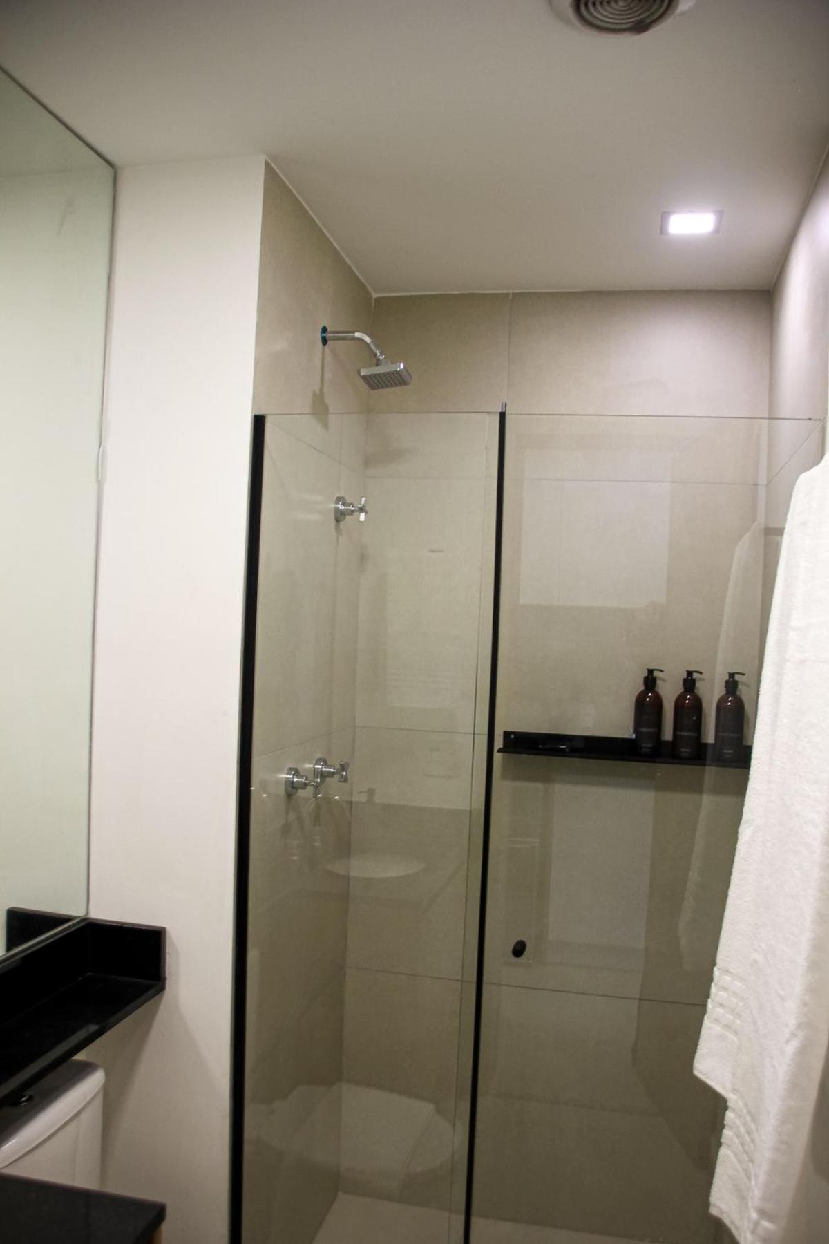 Espacoso Com Sofa-cama, 230m Do Metro Apartamento São Paulo